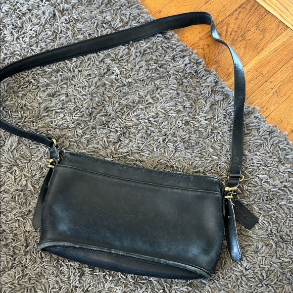 COACH Vintage Classic Black Leather Shoulder Bag / Crossbody Black - Picture 2 of 16